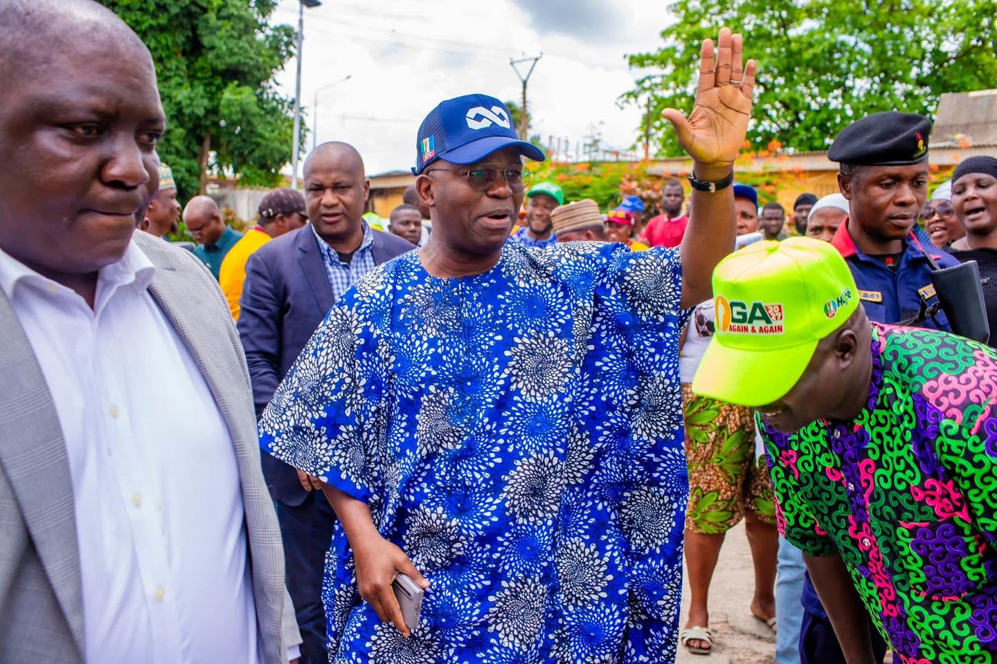 SenatorAbiru_ApcPresidentialPrimary_1.jpg