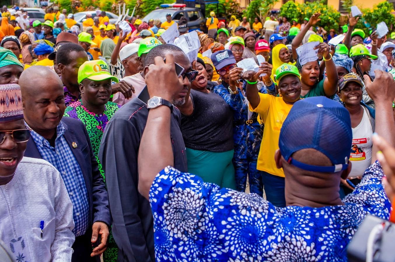 SenatorAbiru_ApcPresidentialPrimary_4.jpg