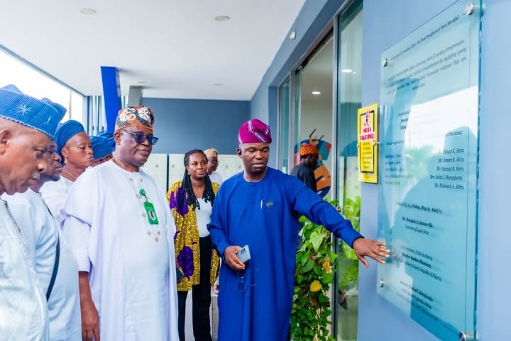 SenatorAbiru_IkodassExecutives_3.jpg